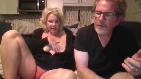 Snapshot of oneoften1000 chatting on 03-03-25, 06:37 couple mature milf bigboobs curvy mommydaddy online show from 03-03-25, 06:37