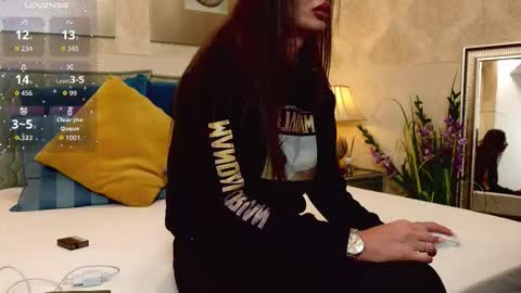 OutrageousOne online show from 10-01-25, 03:07