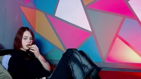 onessandra online show from 03-12-26, 04:18