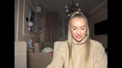 onesweet_baby online show from 02-04-25, 06:38