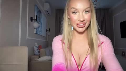 onesweet_baby online show from 02-05-25, 02:16