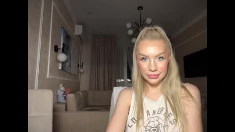onesweet_baby online show from 02-09-25, 04:07