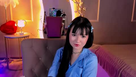 Snapshot of onix_cherry chatting on 02-18-26, 08:38 Mina online show from 02-18-26, 08:38