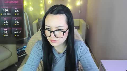 Snapshot of onix_cherry chatting on 03-10-26, 09:20 Mina online show from 03-10-26, 09:20