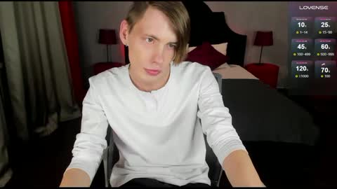 Snapshot of only_eric chatting on 02-09-25, 04:40 Erick  online show from 02-09-25, 04:40