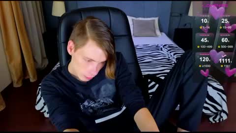 Snapshot of only_eric chatting on 02-15-25, 06:01 Erick  online show from 02-15-25, 06:01