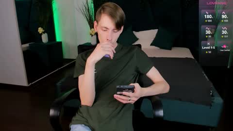 Erick  online show from 11-26-25, 06:47