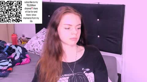 Snapshot of only_sarah1 chatting on 12-27-24, 10:59 only_sarah1 online show from 12-27-24, 10:59