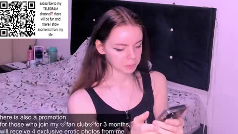 Snapshot of only_sarah1 chatting on 01-09-25, 12:14 only_sarah1 online show from 01-09-25, 12:14