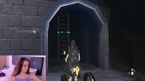 Snapshot of only_sarah1 chatting on 01-12-25, 10:33 only_sarah1 online show from 01-12-25, 10:33