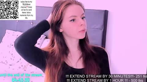 Snapshot of only_sarah1 chatting on 02-10-25, 09:15 only_sarah1 online show from 02-10-25, 09:15