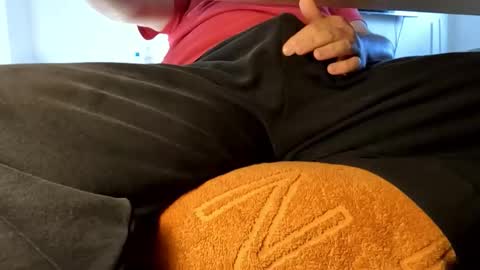 Maggus online show from 11-04-25, 08:35