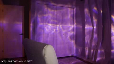 Em online show from 05-21-26, 02:07