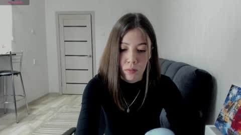 Britney online show from 03-08-25, 08:57