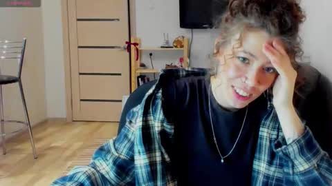 Britney online show from 02-14-26, 06:59