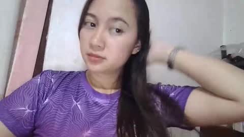 Eloise online show from 06-05-26, 10:32