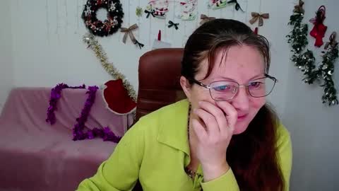 Vanessa online show from 12-20-25, 06:20