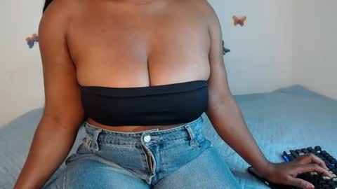 opal_canela online show from 07-26-26, 12:01