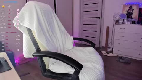 Ophelia online show from 03-01-25, 06:03