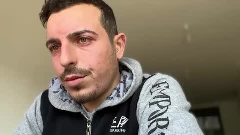 or online show from 01-05-25, 08:22