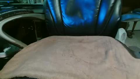 Snapshot of oral4u_1956 chatting on 02-24-25, 11:54 oral4u 1956 online show from 02-24-25, 11:54