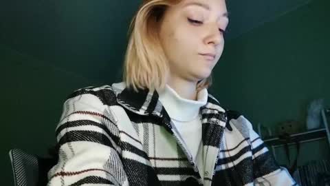 Melani  online show from 03-05-25, 03:29