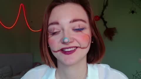 Melani  online show from 10-29-25, 10:50