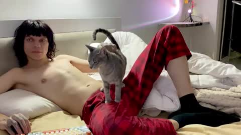 Snapshot of orange__boy chatting on 01-15-26, 08:23 Justin online show from 01-15-26, 08:23