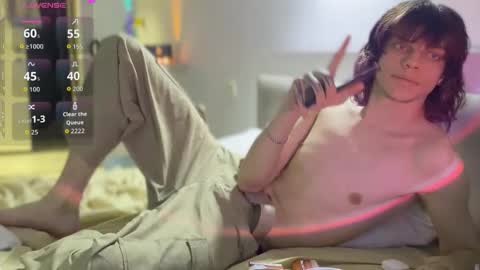 Snapshot of orange__boy chatting on 02-16-26, 01:46 Justin online show from 02-16-26, 01:46