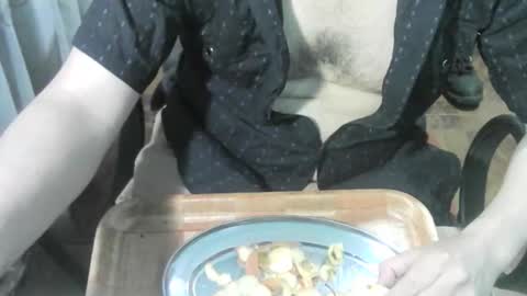 Ore online show from 11-25-25, 10:54