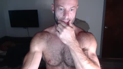 Snapshot of oregon87 chatting on 10-08-25, 03:53 The Oregon Lumberjack online show from 10-08-25, 03:53