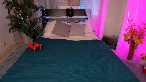 Snapshot of orfeya_one chatting on 01-01-25, 10:03 Orfeya online show from 01-01-25, 10:03