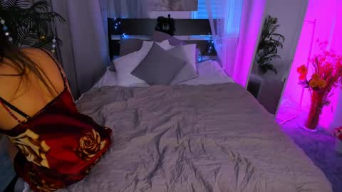 Snapshot of orfeya_one chatting on 01-06-25, 03:31 Orfeya online show from 01-06-25, 03:31