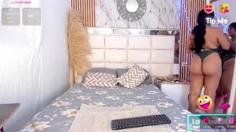 Snapshot of oriana_davis chatting on 02-06-26, 02:27 Oriana online show from 02-06-26, 02:27