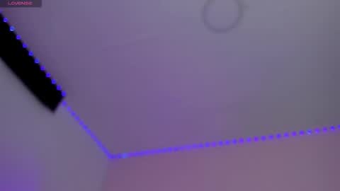 Miss Guzman  online show from 11-21-25, 01:04