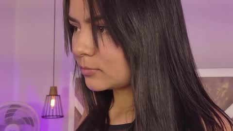 Snapshot of oriana_guzman chatting on 05-30-26, 11:02 Miss Guzman online show from 05-30-26, 11:02