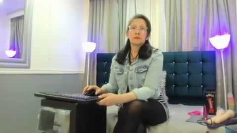Oriana  online show from 04-26-26, 01:20