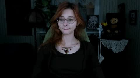 Snapshot of orianna_blade chatting on 01-05-25, 09:05 Orianna -  Hi Im into geek culture cosplay crafting LARP games. Shall we play DnD online show from 01-05-25, 09:05