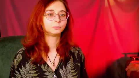 Snapshot of orianna_blade chatting on 09-18-25, 03:25 Orianna -  Hi Im into geek culture cosplay crafting LARP games. Shall we play DnD online show from 09-18-25, 03:25