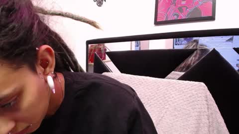 Snapshot of orianna_bodmod chatting on 01-03-25, 04:22 ORIANNA online show from 01-03-25, 04:22