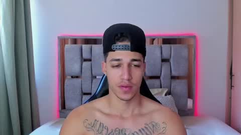Orionblaze 69  online show from 06-11-26, 02:37