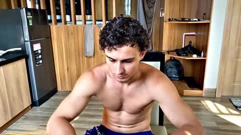 Fansly and Instagram -  online show from 03-20-26, 08:30