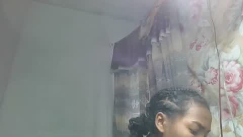 ornellahhh online show from 10-25-25, 09:20