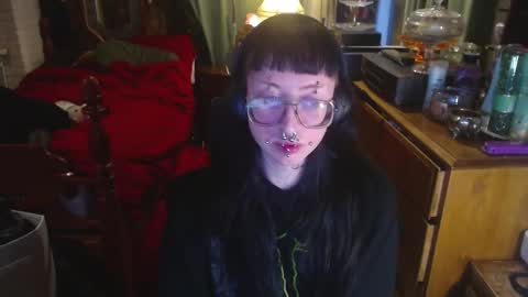 Snapshot of orookun chatting on 11-30-25, 04:44 orookun online show from 11-30-25, 04:44