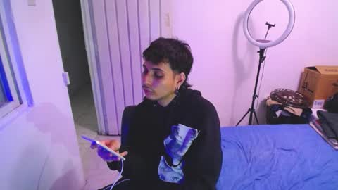 Snapshot of orus_420 chatting on 10-11-25, 09:30 orus_420 online show from 10-11-25, 09:30