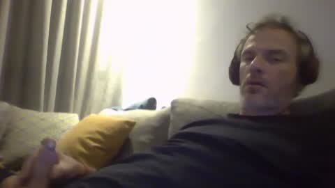 Snapshot of orwel09 chatting on 01-12-25, 09:08 orwel09 online show from 01-12-25, 09:08