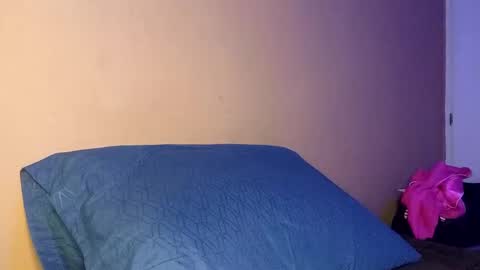 Snapshot of osarito3x chatting on 02-11-26, 01:54 osarito3x online show from 02-11-26, 01:54