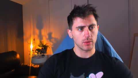 Snapshot of oscar_miller_ chatting on 10-20-25, 08:53 Oscar online show from 10-20-25, 08:53