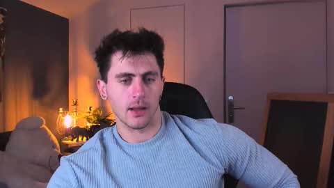 Snapshot of oscar_miller_ chatting on 10-28-25, 09:06 Oscar online show from 10-28-25, 09:06