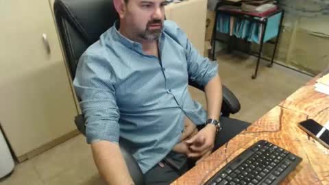 Snapshot of oscar_msng chatting on 11-18-25, 06:23 Oscar online show from 11-18-25, 06:23